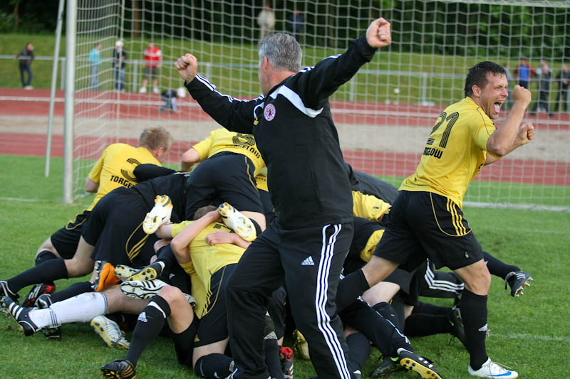 090527 ab NEUST-TORG-1230