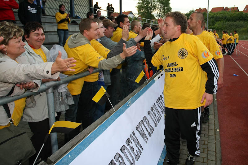 090527 ab NEUST-TORG-1654