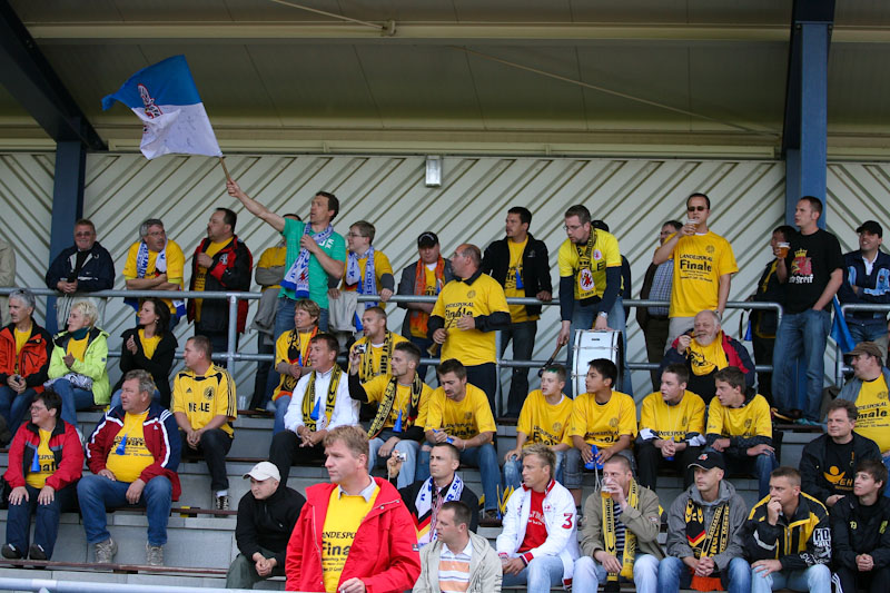 090527 ab NEUST-TORG-211