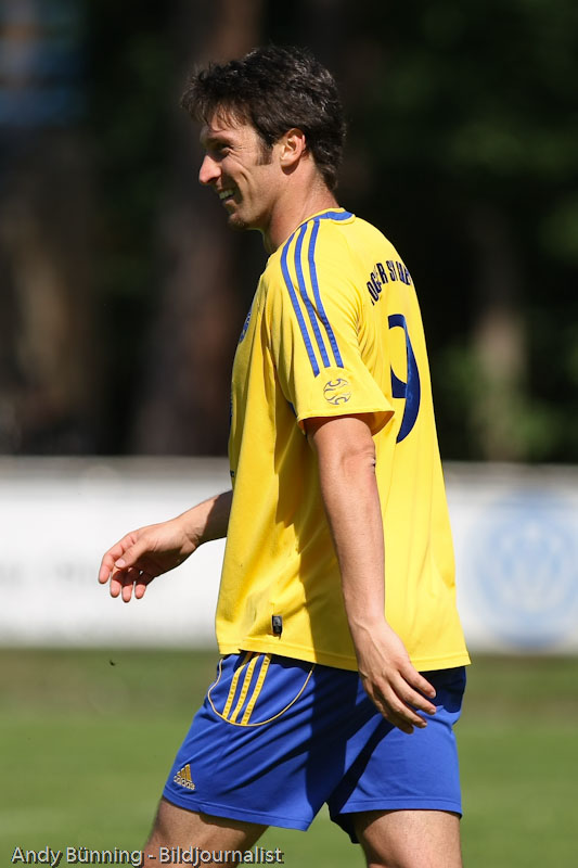 abu090801UEM-GREIF-41