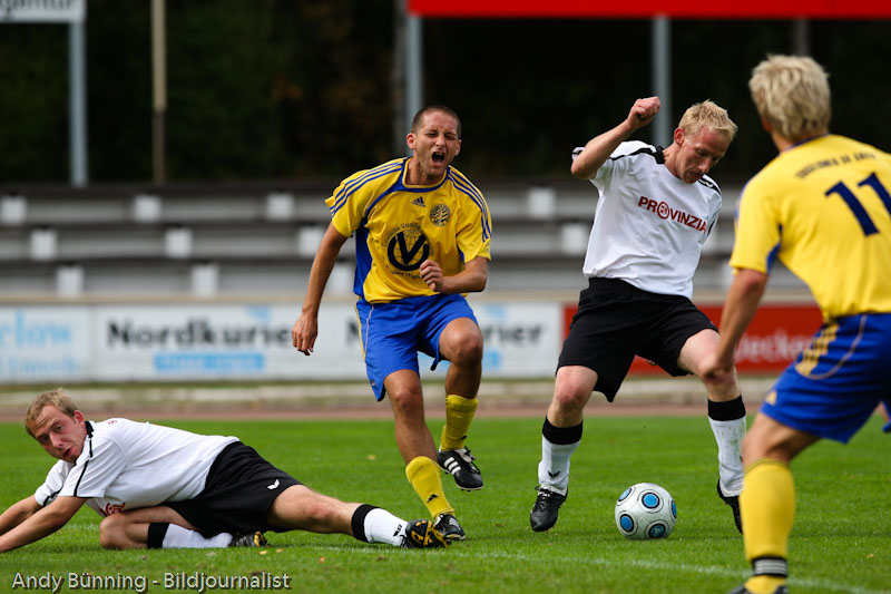 abu090830 GreifEgg-23