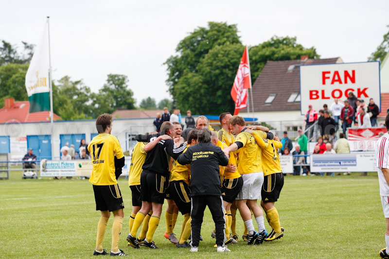 ab110529 MalchowTorg 0945