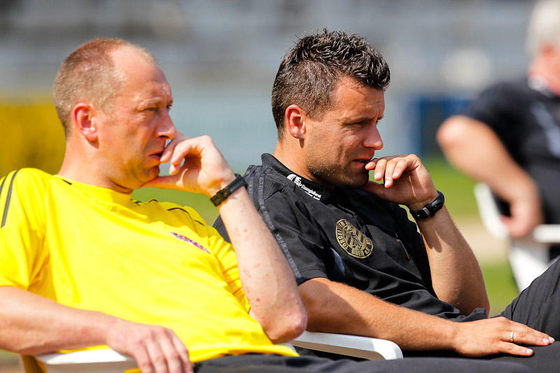 ab110806 TorTuer -332