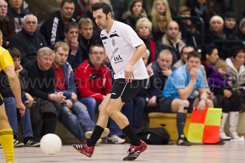 ab120114 MELE-CUP 403