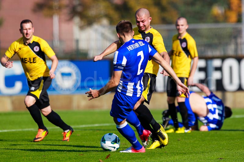 ab121021 hertor 0493