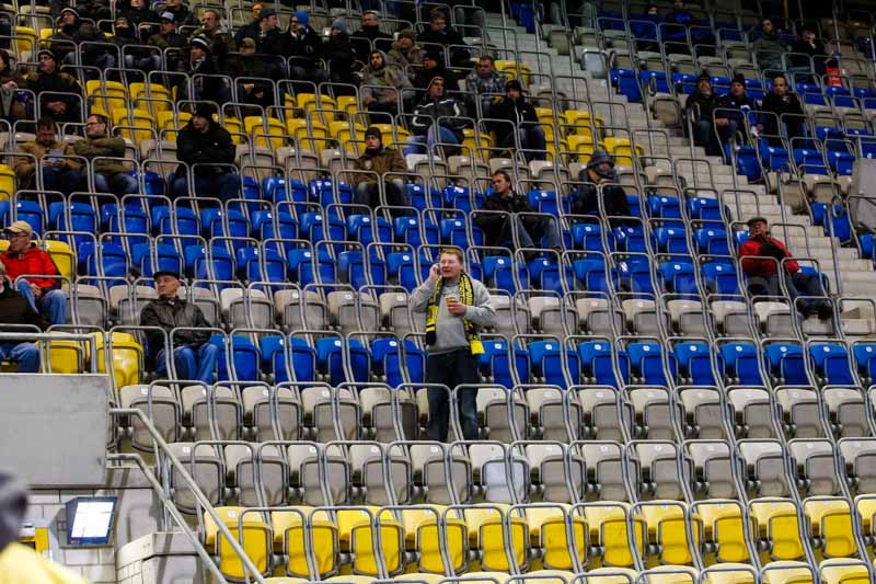 ab121123 jenator 0833